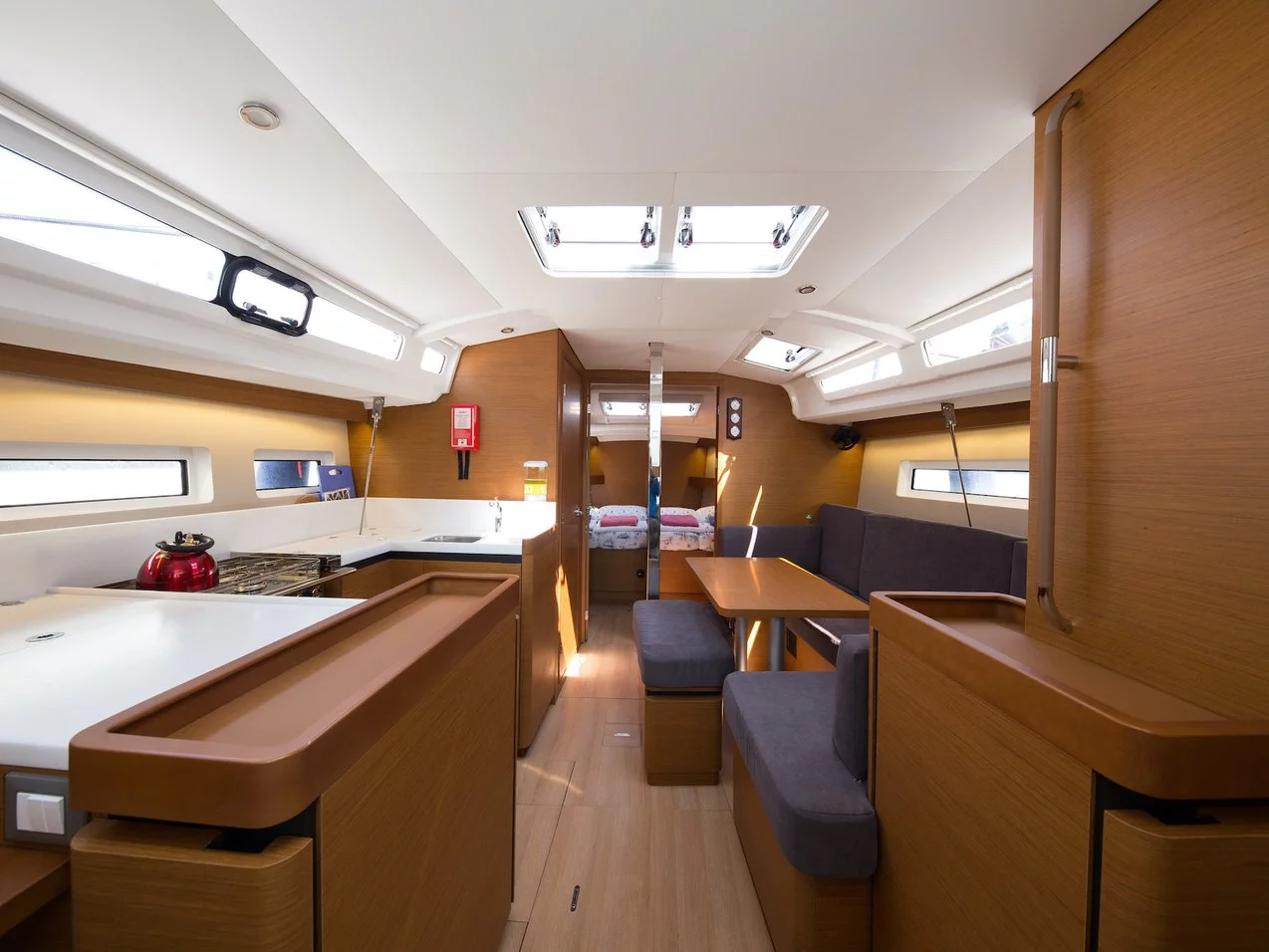 Sun Odyssey 440 (Suncity 4)  - 3