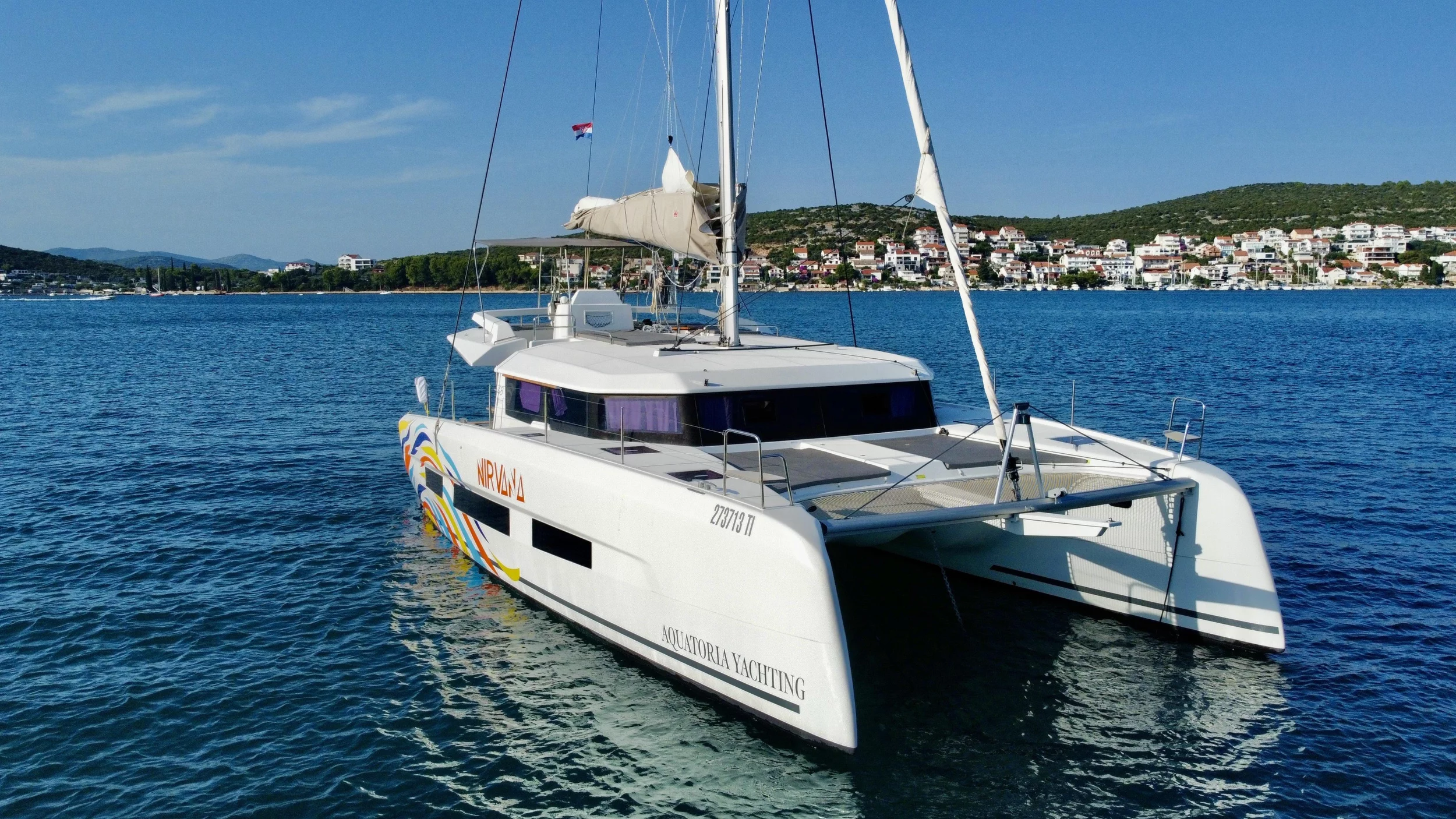 Dufour 48 Catamaran - 5 + 1 cab. (Nirvana)  - 3