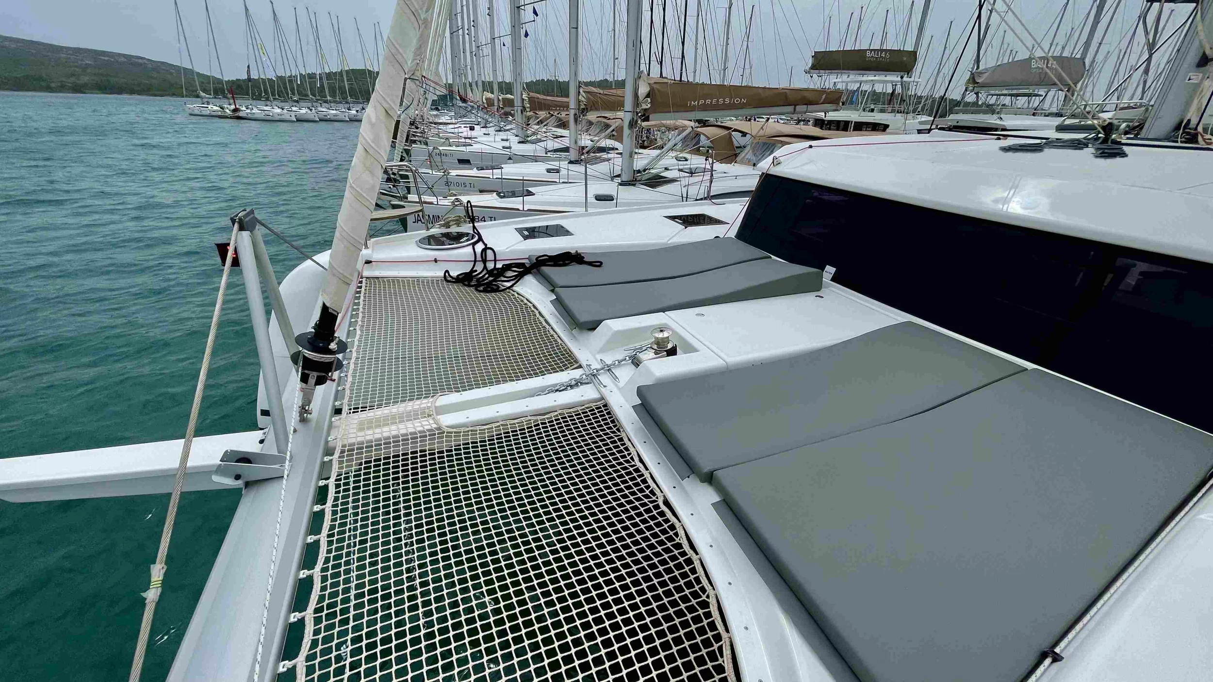 Dufour 48 Catamaran - 5 + 1 cab. (Nirvana)  - 25