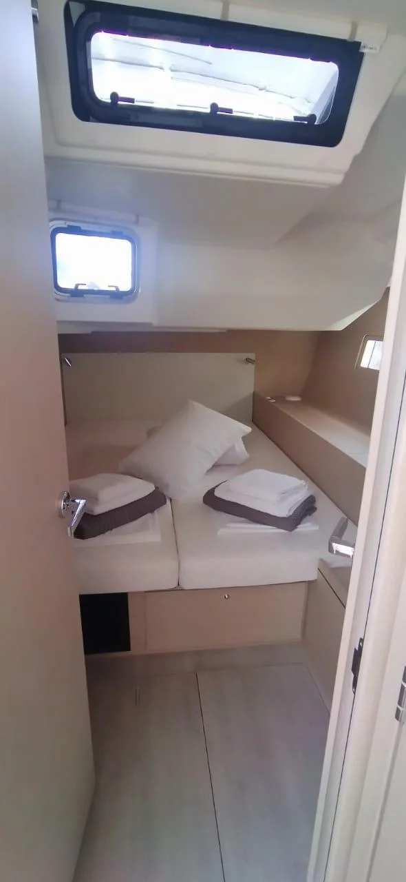 Oceanis 51.1 - 5 + 1 cab. (Escape)  - 7