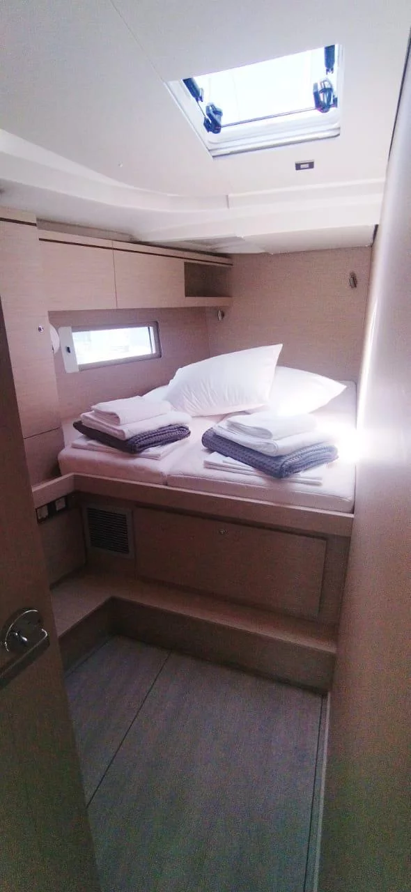Oceanis 51.1 - 5 + 1 cab. (Escape)  - 8