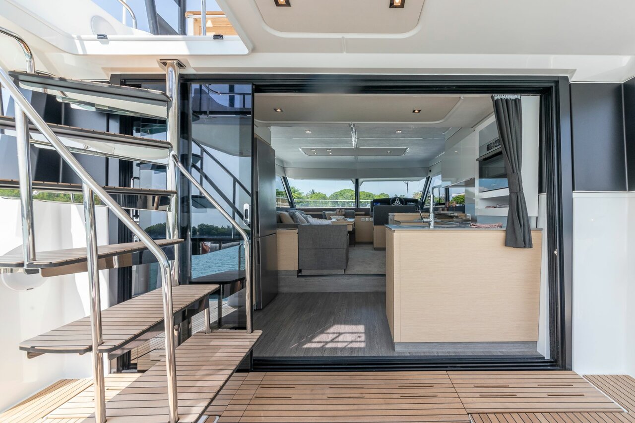 Photo #12 - Fountaine Pajot MY5 (Mala) in Trogir - 34570