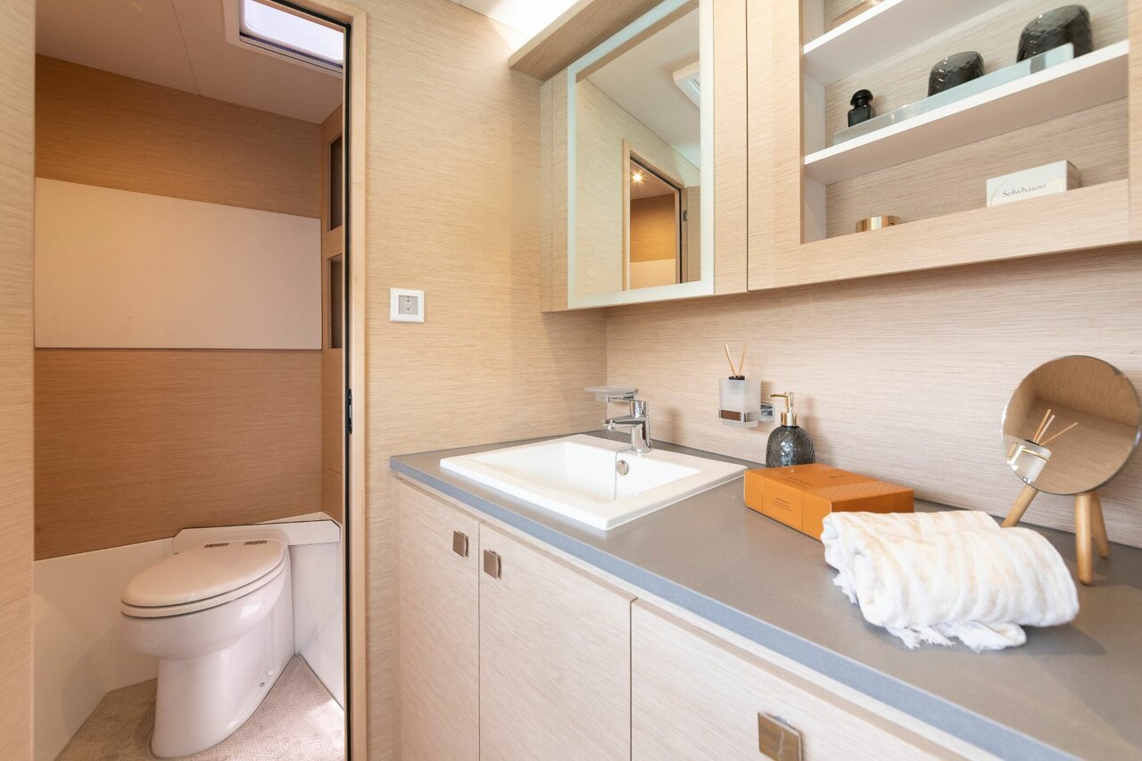 Photo #18 - Fountaine Pajot MY5 (Mala) in Trogir - 34570
