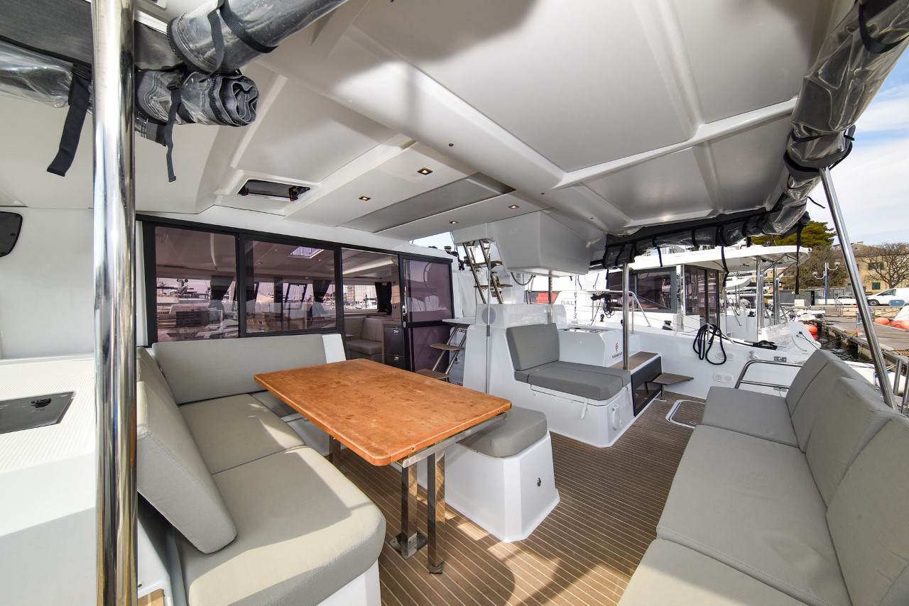 Photo #6 - Fountaine Pajot Astrea 42 - 4 + 2 cab. (Le Bart) en Zadar - 34585