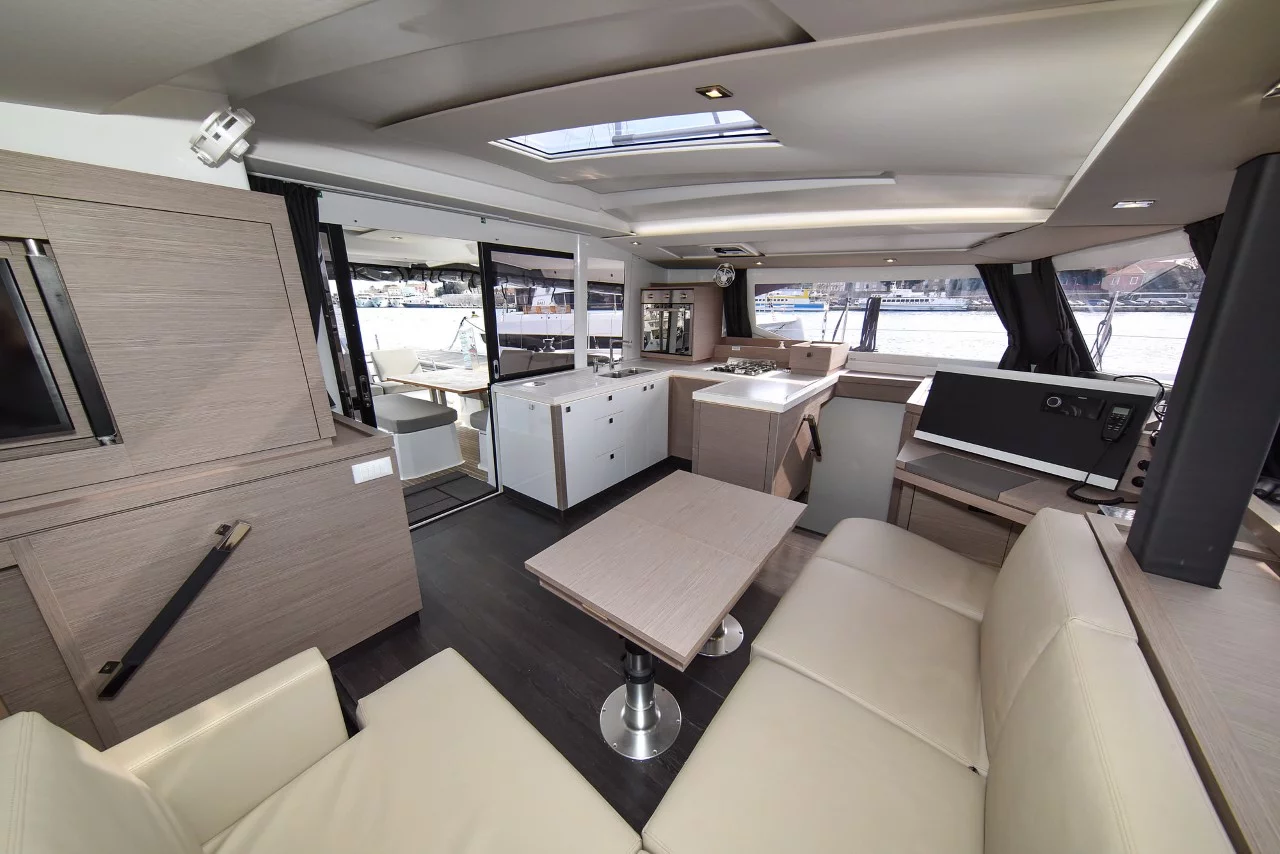 Fountaine Pajot Astrea 42 - 4 + 2 cab. (Le Bart)  - 15