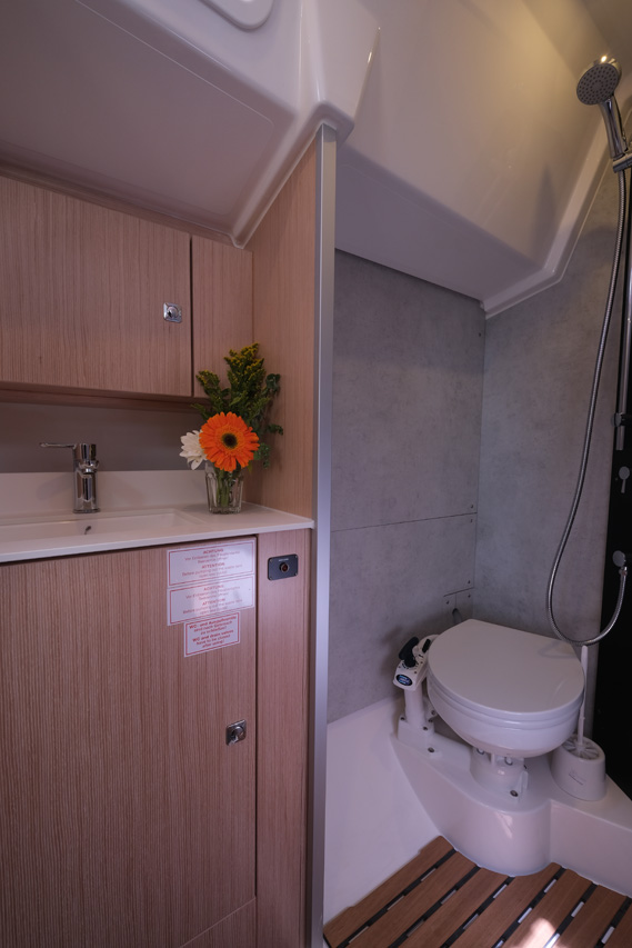 Photo #13 - Bavaria C38 (Coral) in Gocek - 34586