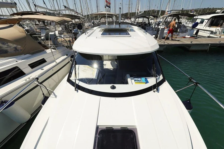 Merry Fisher 795 (Tena)  - 20