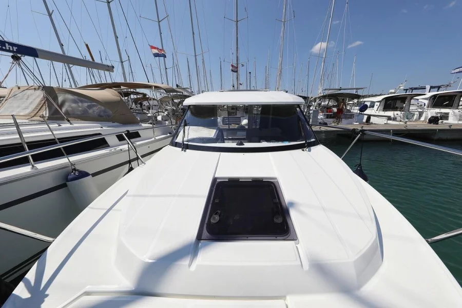 Merry Fisher 795 (Tena)  - 1