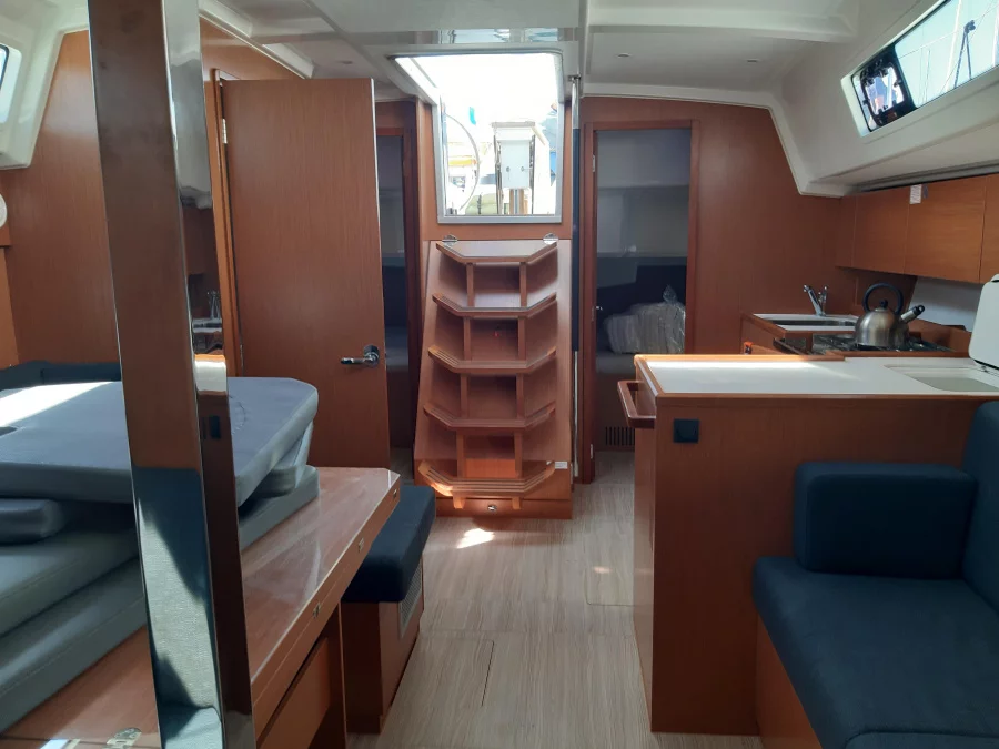 Bavaria C42 (Aeolus)  - 4