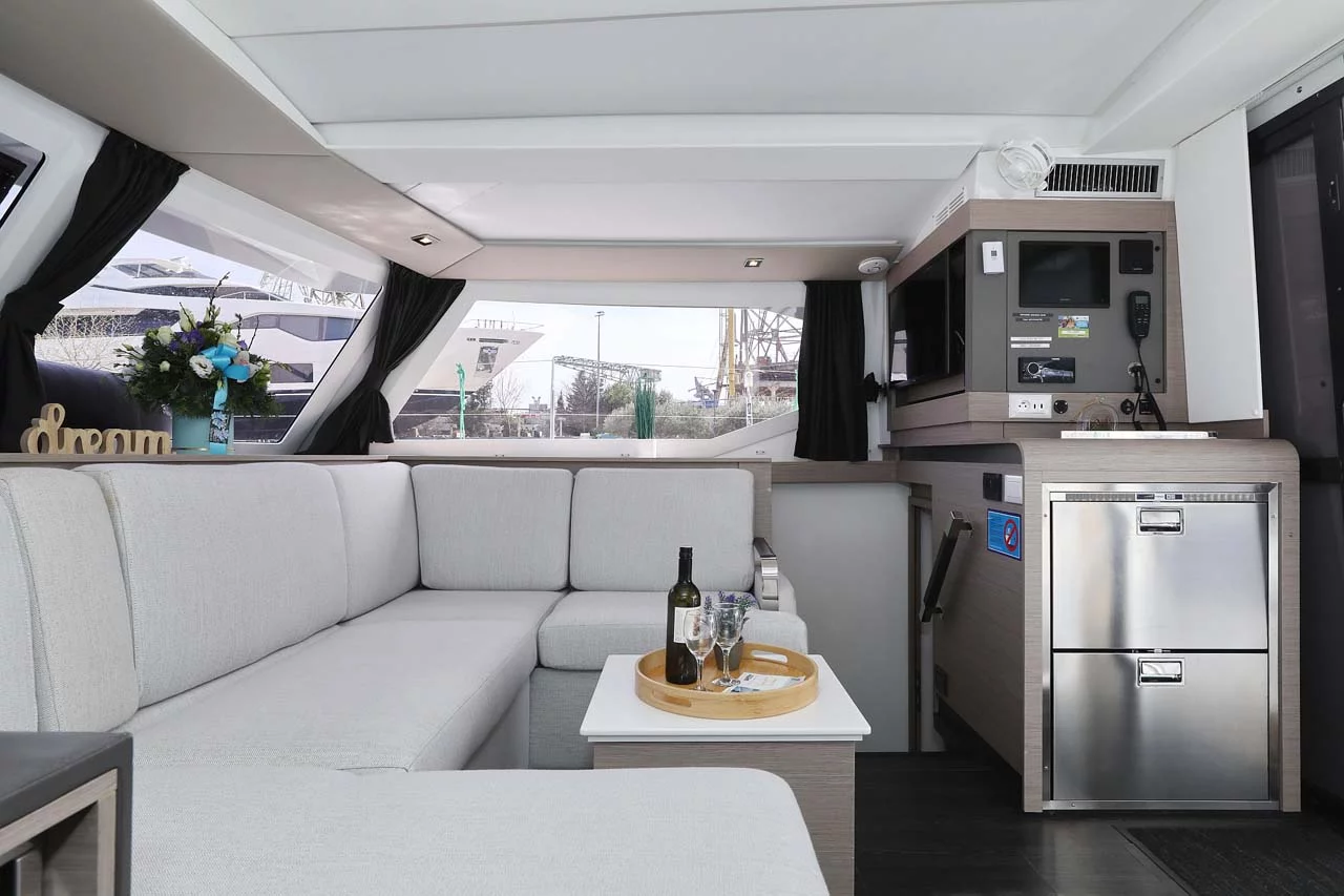 Fountaine Pajot Isla 40 - 4 cab. (Chilli)  - 17