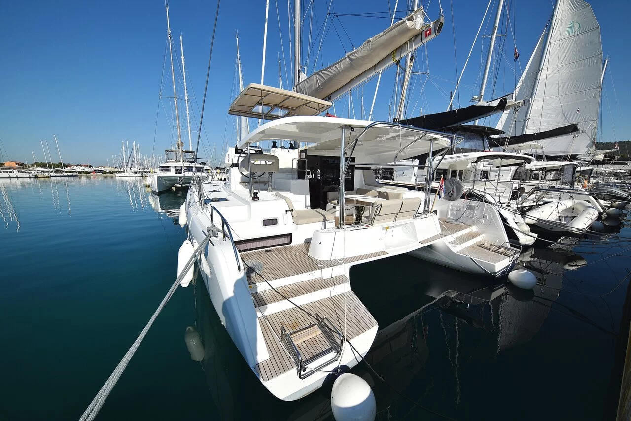 Lagoon 42 - 4 + 2 cab. (Cuzamen)  - 13
