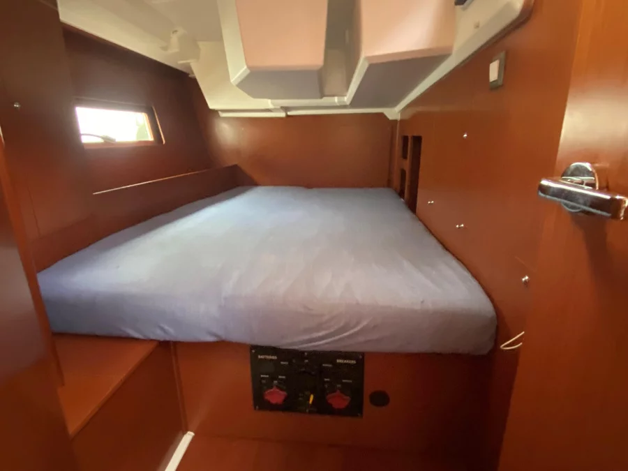 Oceanis 46.1 (Ostria)  - 11