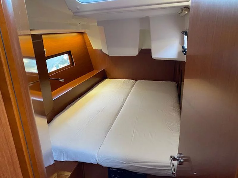 Oceanis 46.1 (Ostria)  - 15