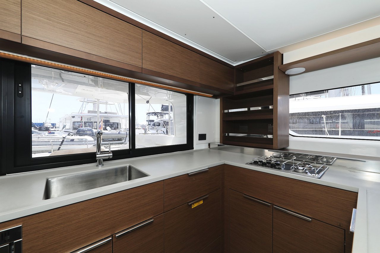 Photo #37 - Lagoon 46 - 4 + 2 cab. (White Pearl) en Sukosan - 34648