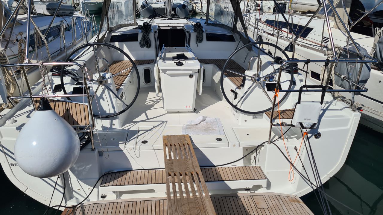 Photo #3 - Oceanis 40.1 - 3 cab. (NUVOLA) in Dubrovnik - 34658