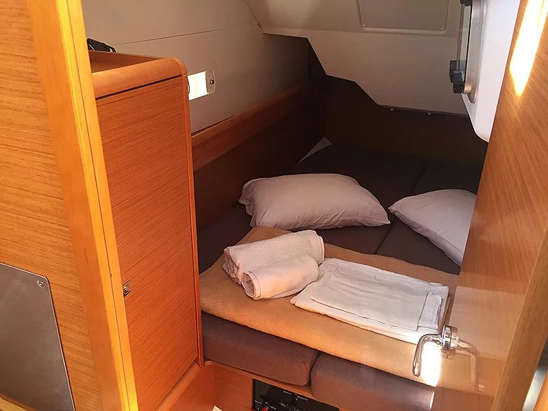 Sun Odyssey 389 (Agios Georgios)  - 9