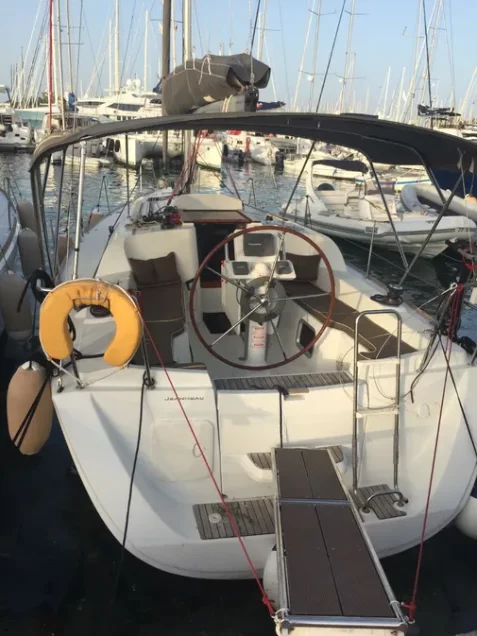 Sun Odyssey 33i (Carry On)  - 0