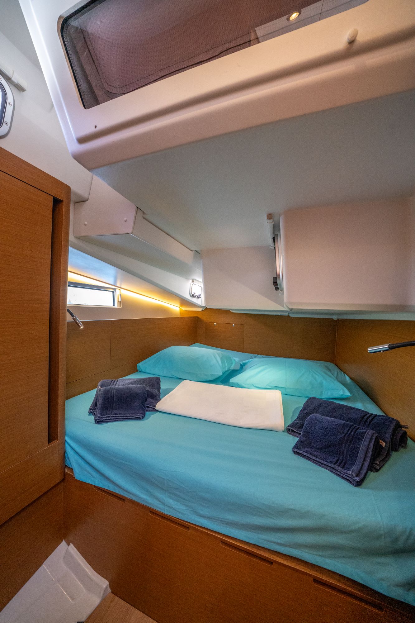 Sun Odyssey 490 - 5 cab. — photo 12