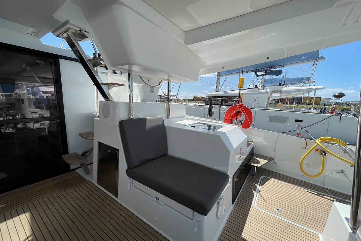 Fountaine Pajot Tanna 47 - 5 + 1 cab. (Knotty Cat (Forever Young))  - 33