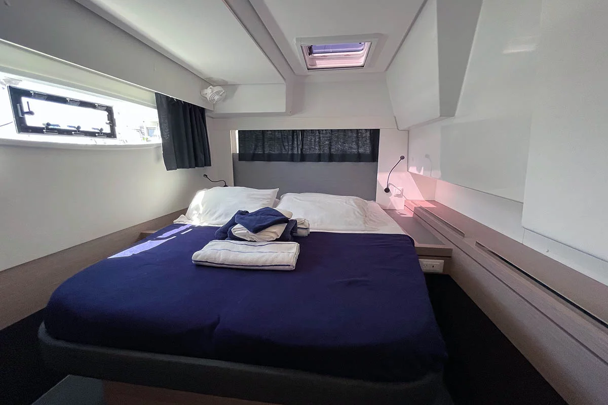 Fountaine Pajot Tanna 47 - 5 + 1 cab. (Knotty Cat (Forever Young))  - 10