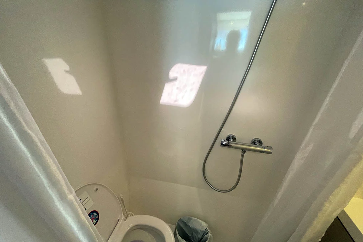 Fountaine Pajot Tanna 47 - 5 + 1 cab. (Knotty Cat (Forever Young))  - 18