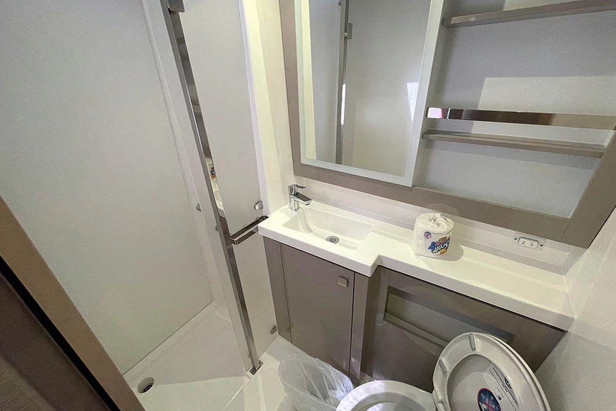 Fountaine Pajot Tanna 47 - 5 + 1 cab. (Knotty Cat (Forever Young))  - 20