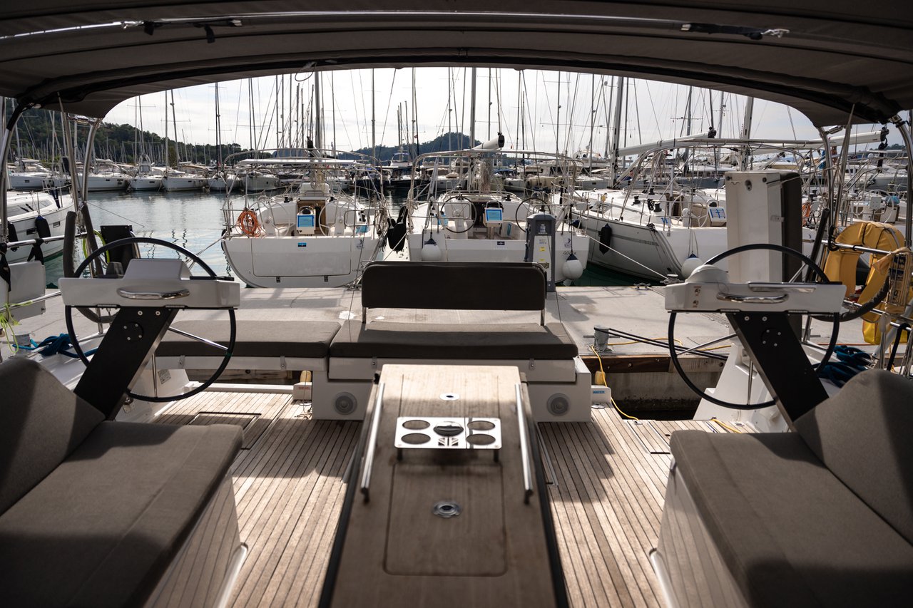 Photo #3 - Dufour 470 - 4 cab. (Happiness) in Gocek - 34699