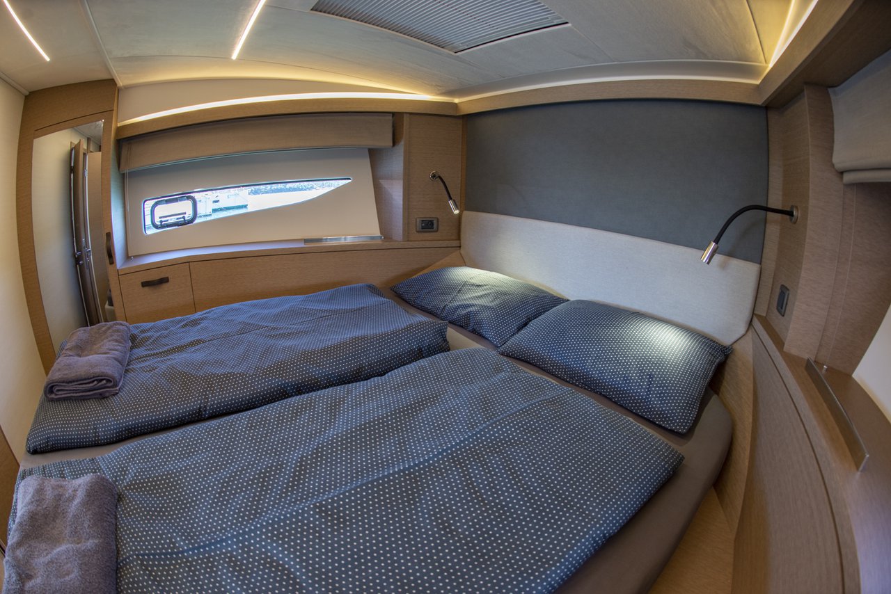 Photo #16 - Prestige 420 Fly (NN) in Medulin - 34710