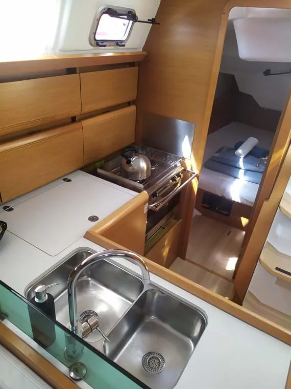 Sun Odyssey 389 (živjelli)  - 11