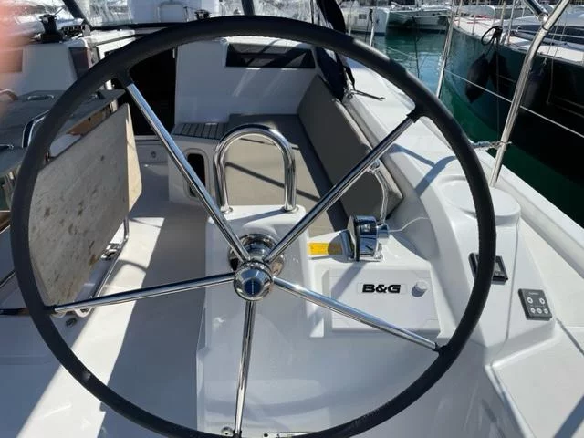 Oceanis 40.1 (Enjoy)  - 6