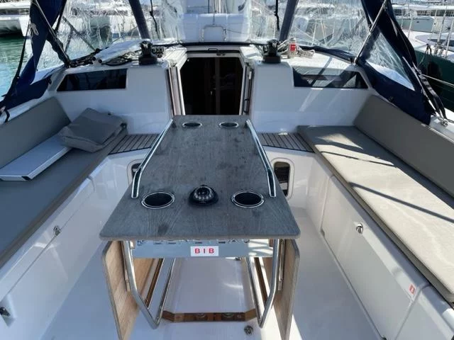 Oceanis 40.1 (Enjoy)  - 9