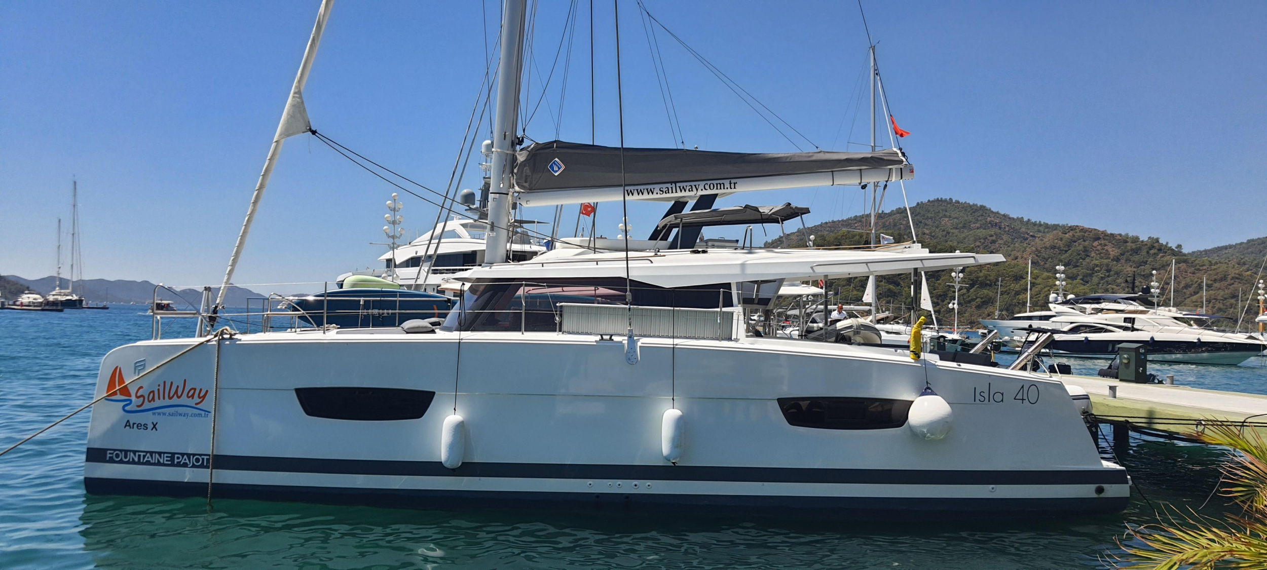 Photo #3 - Fountaine Pajot Isla 40 - 4 + 1 cab. (Ares X) in Marmaris - 34749