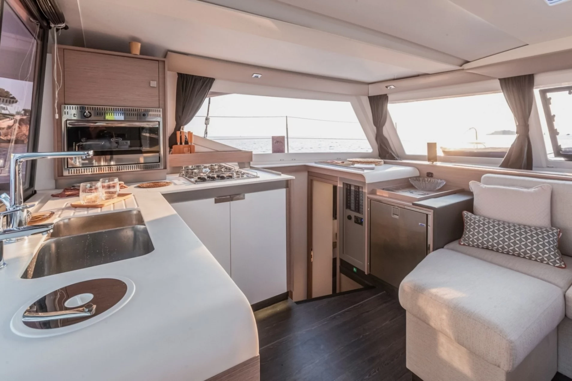 Fountaine Pajot Isla 40 - 4 + 1 cab. (Ares X)  - 10
