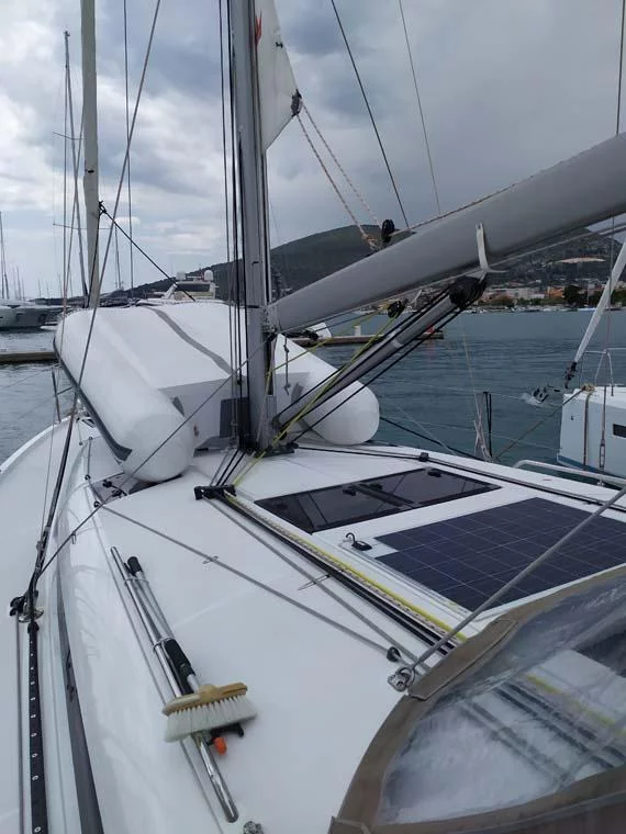 Sun Odyssey 440 (Uccelli)  - 4