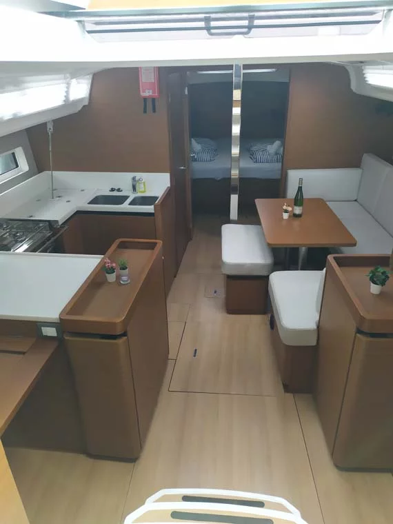 Sun Odyssey 440 (Uccelli)  - 7