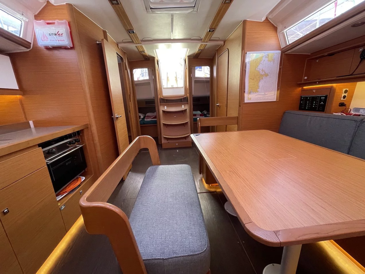 Dufour 430 GL (Sweet)  - 2