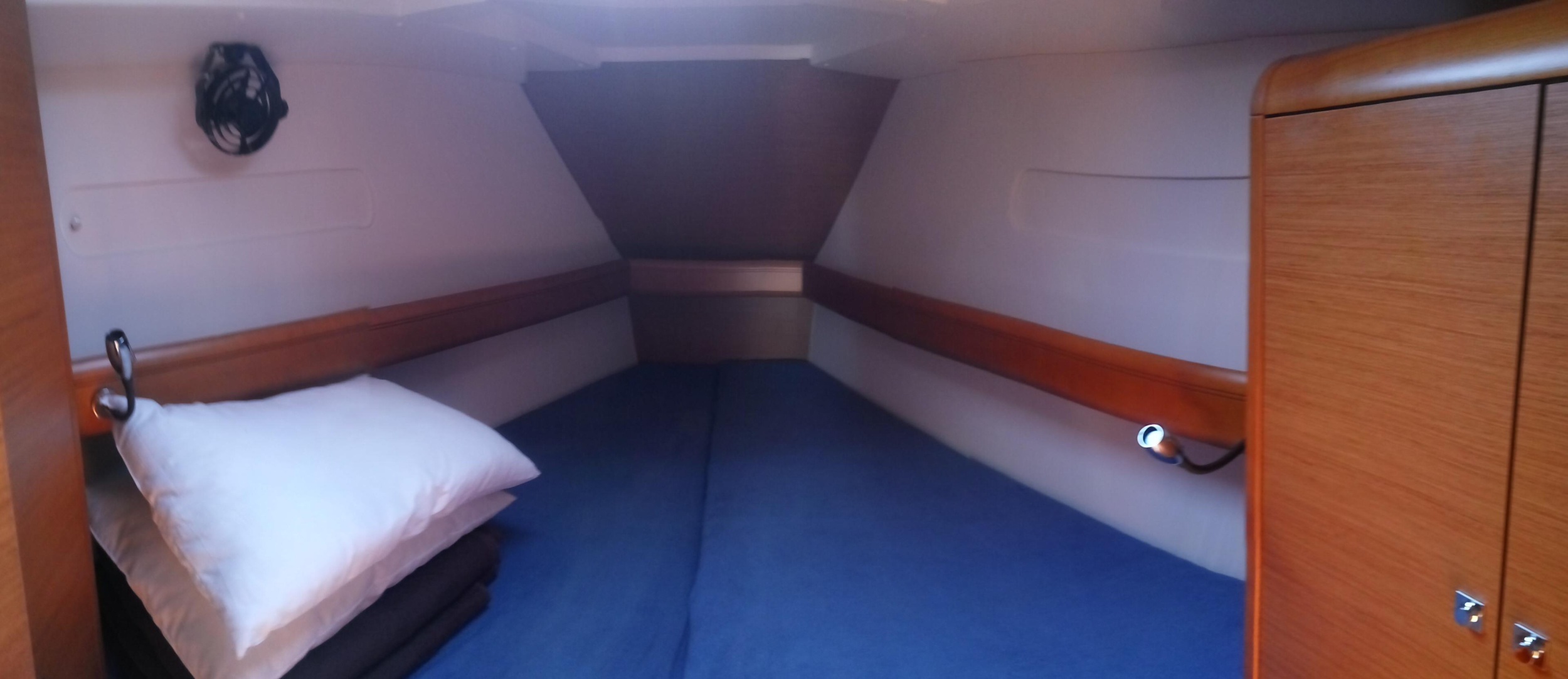 Photo #7 - Sun Odyssey 449 (Genesis) in Athens - 34771