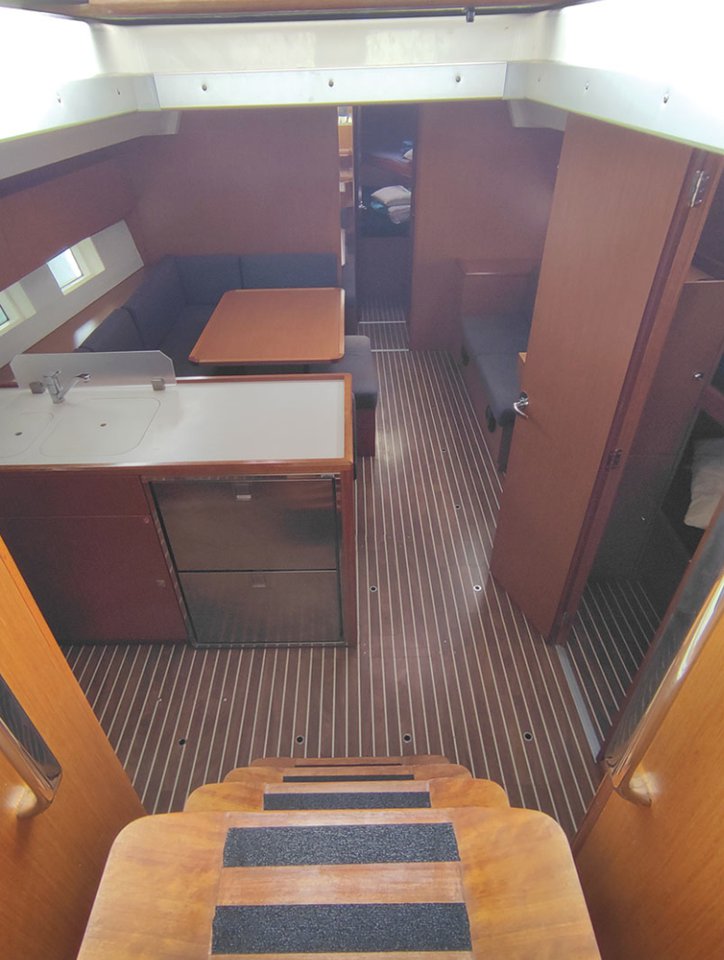 Photo #4 - Bavaria C45 - 5 cab. (Katrin) en Athènes - 34772