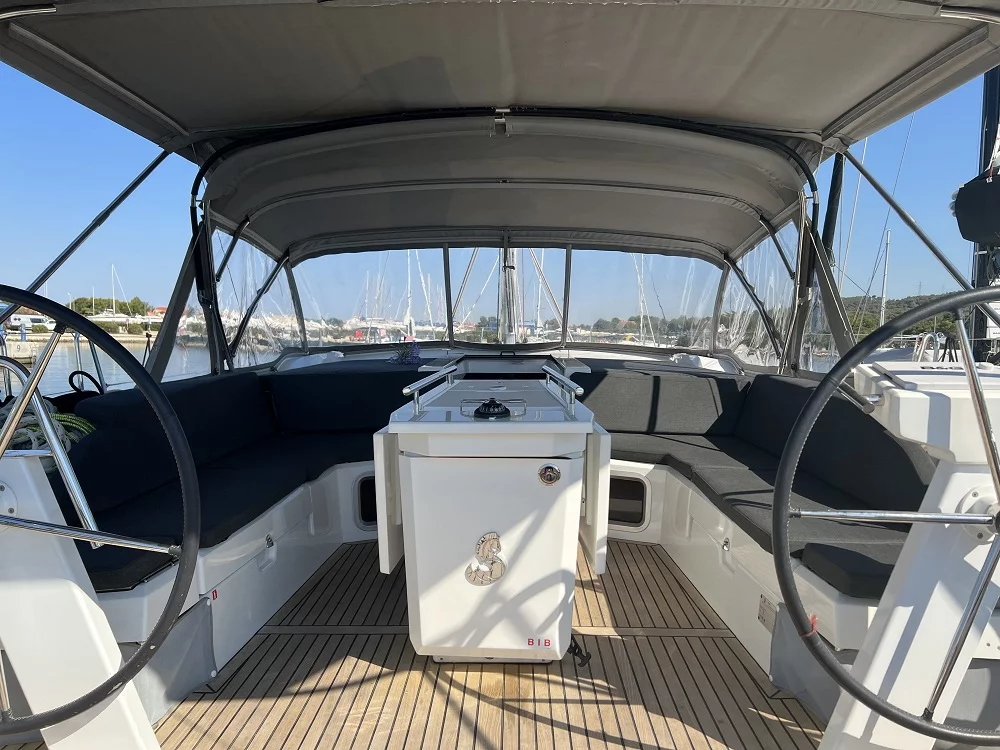 Oceanis 51.1 - 5 + 1 cab. (Anna)  - 5