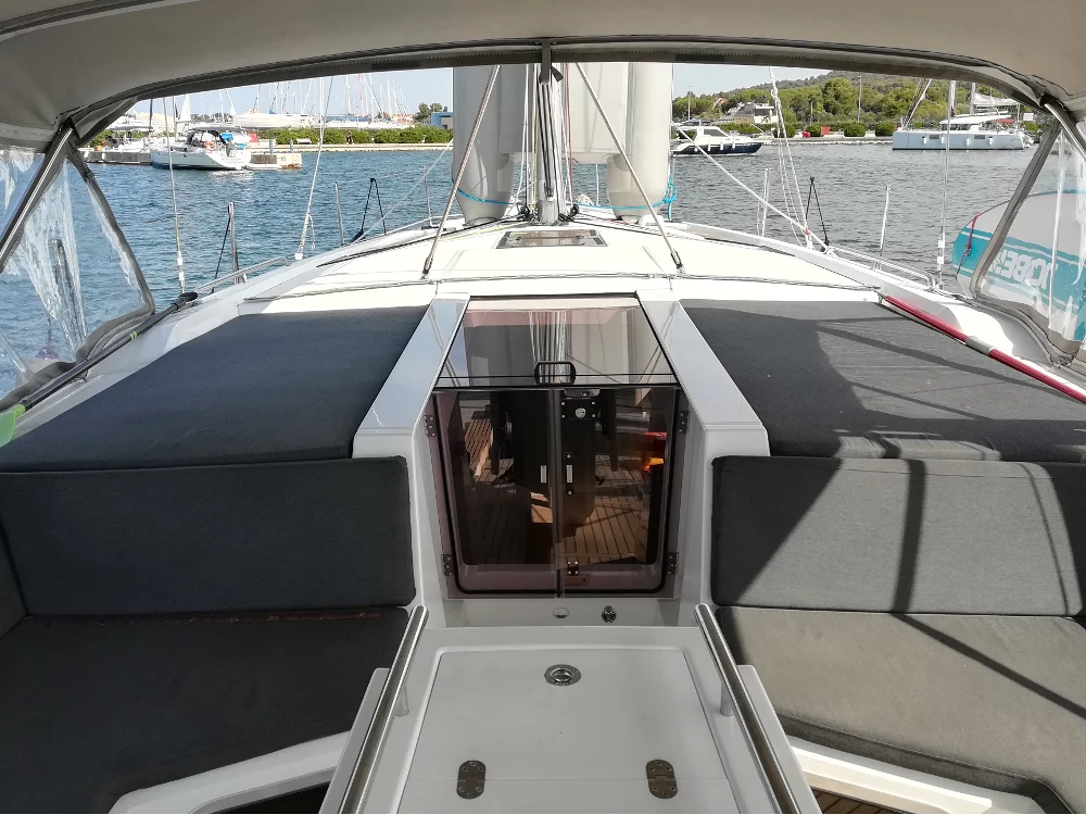 Oceanis 51.1 - 5 + 1 cab. (Anna)  - 6