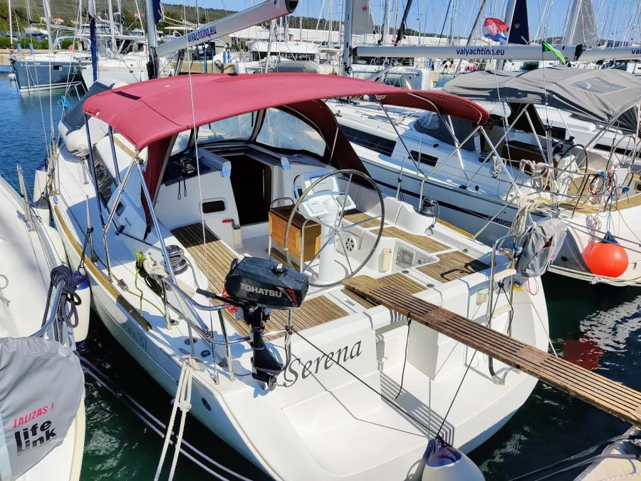 Oceanis 37 (Serena)  - 4