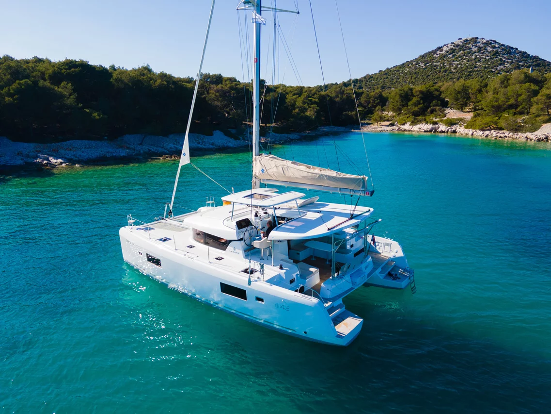 Lagoon 42 - 3 + 2 cab. (Serenity)  - 6