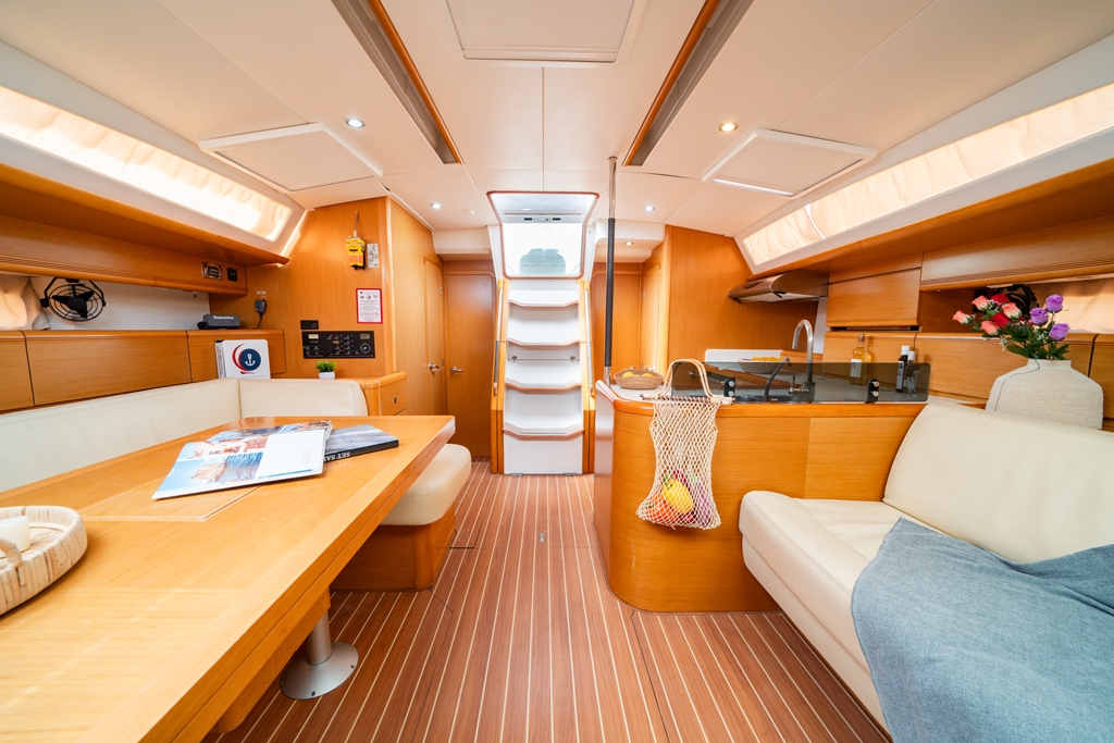 Jeanneau 53 - 5 + 1 cab. — photo 10