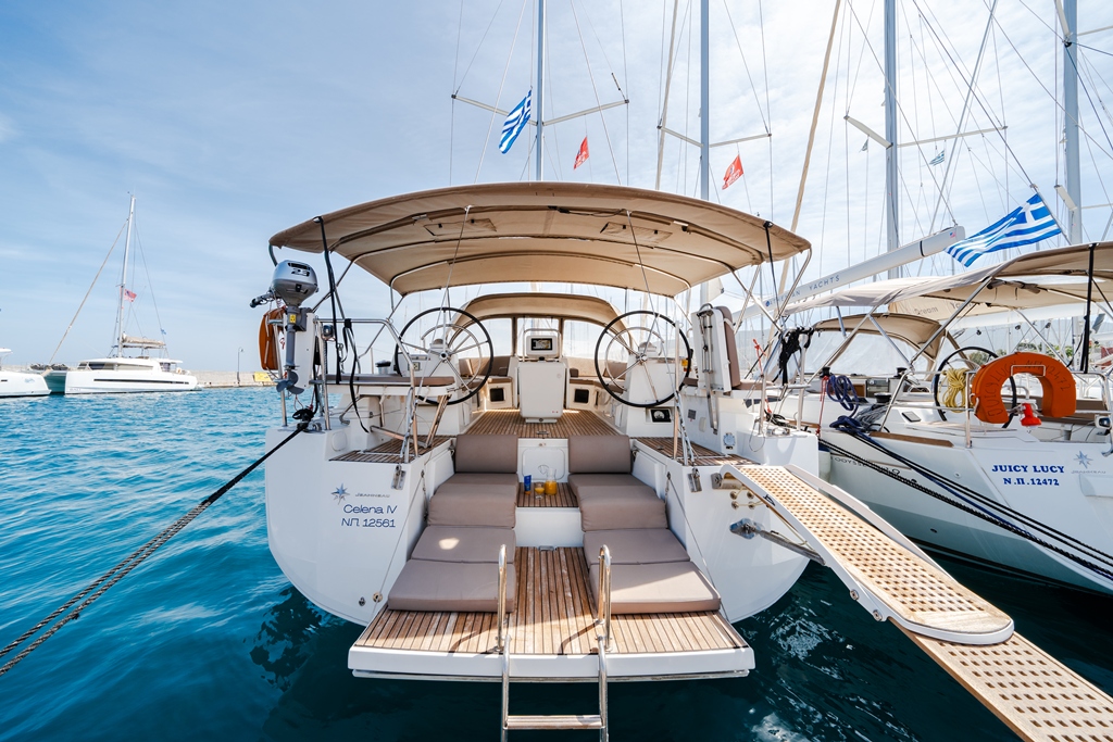 Jeanneau 54 - 5 + 1 cab. — photo 1