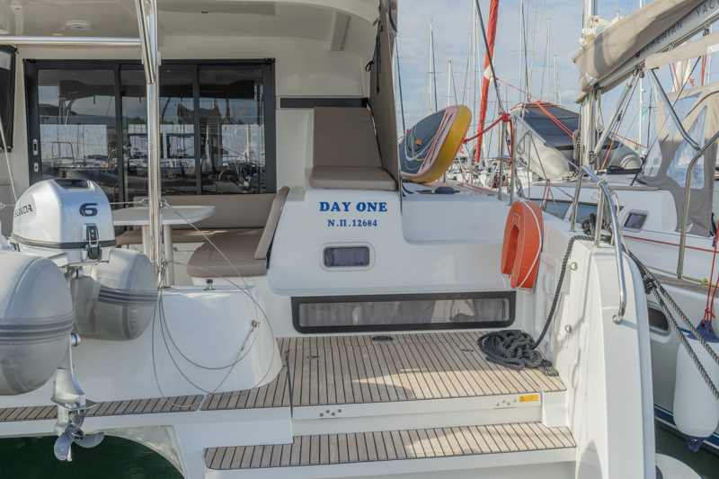 Lagoon 42 - 4 + 1 cab. — photo 3
