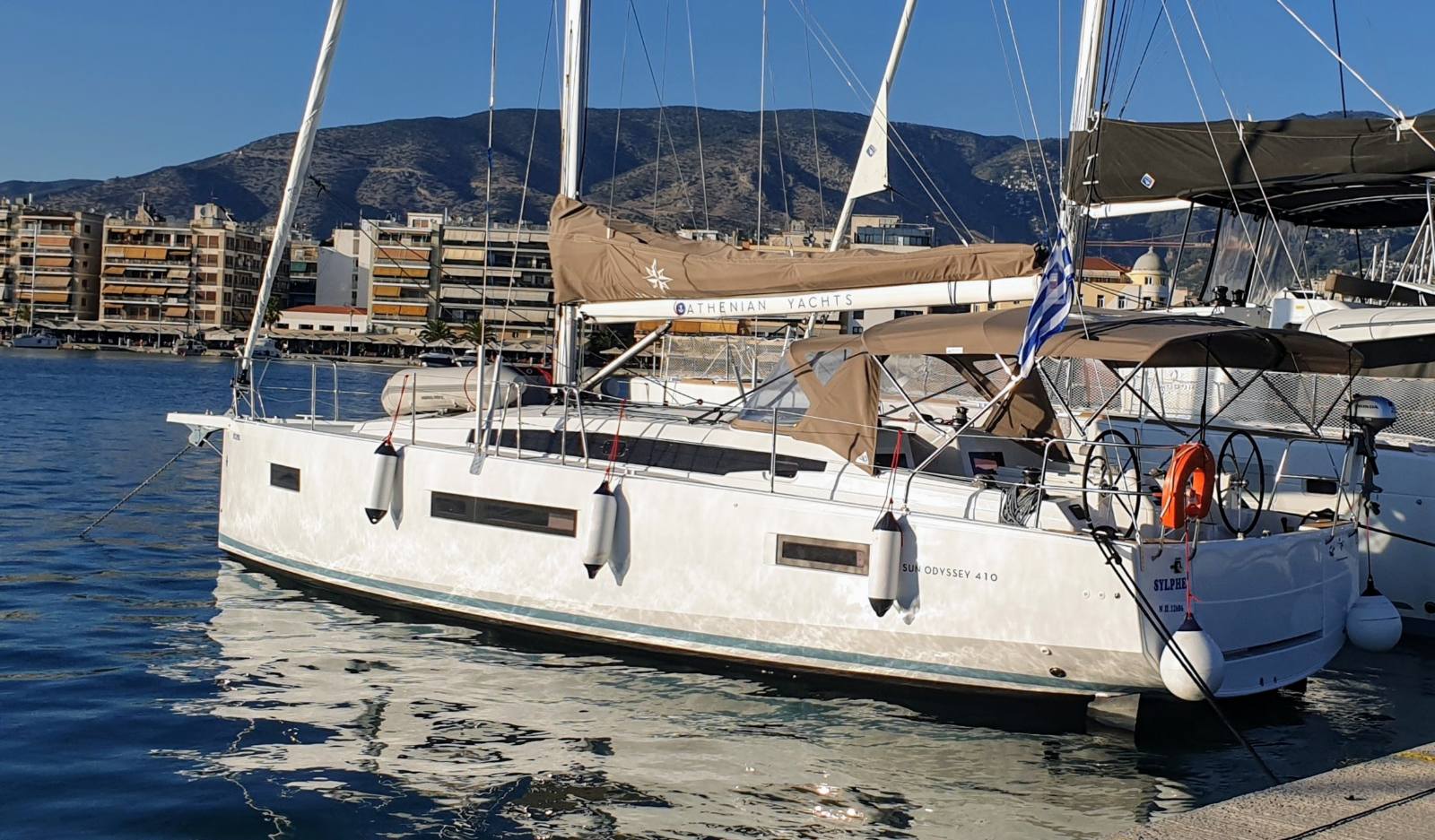 Sun Odyssey 410 - 3 cab. — photo 3