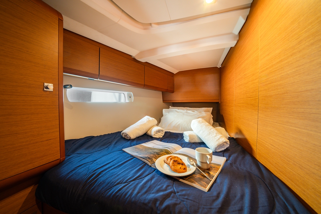 Sun Odyssey 519 - 5 cab. — photo 8