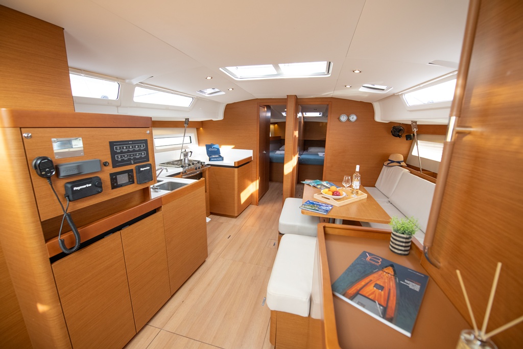 Sun Odyssey 490 - 4 cab. — photo 8