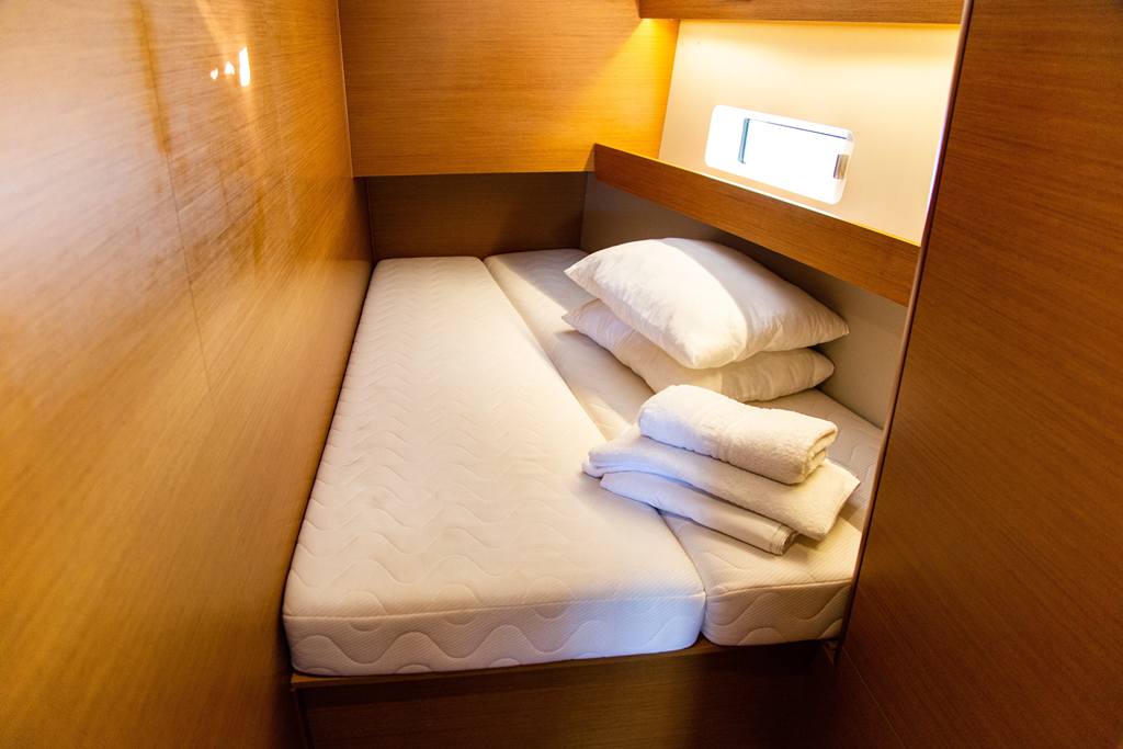 Sun Odyssey 490 - 4 cab. — photo 4