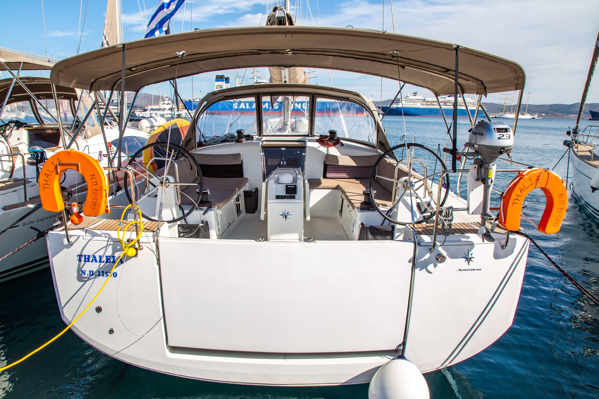 Sun Odyssey 490 - 5 cab. — photo 8